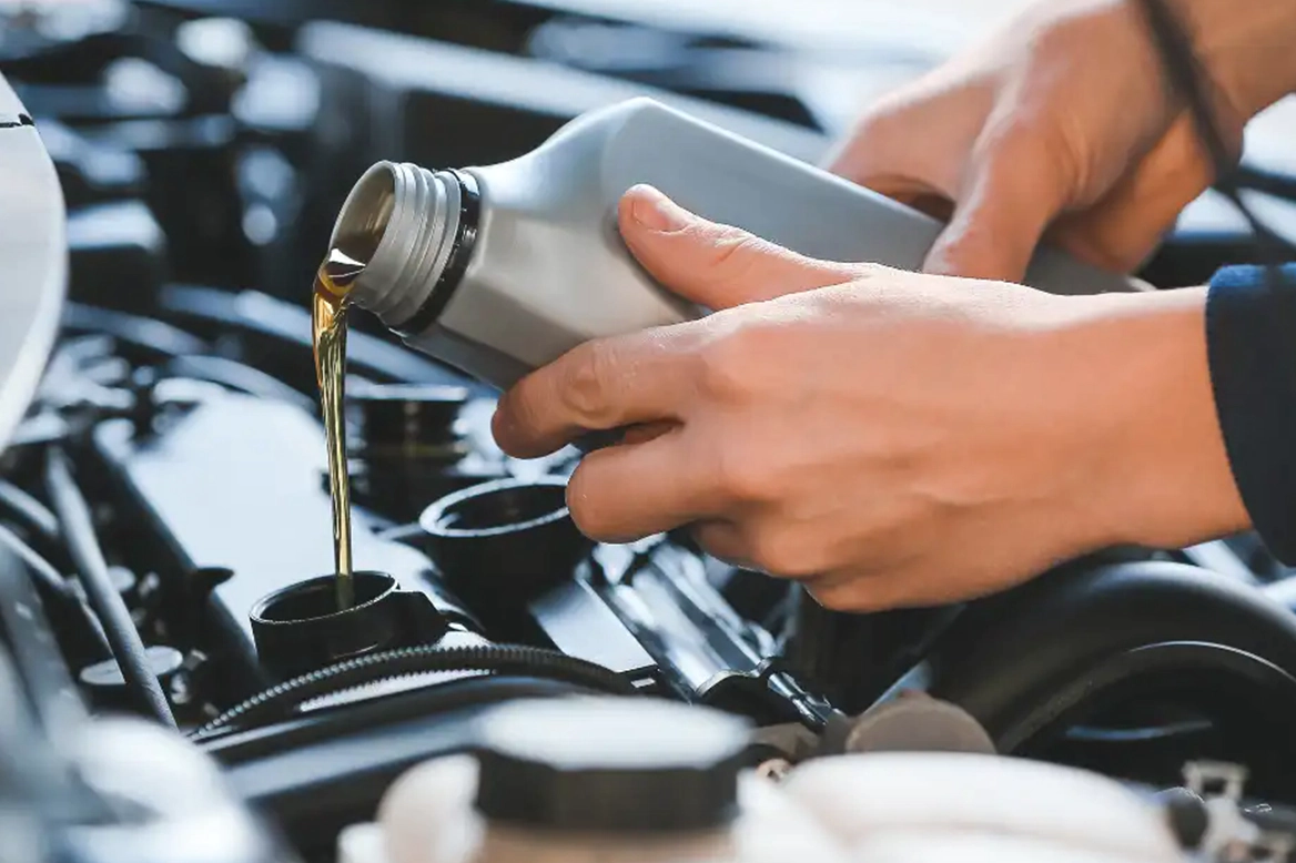 How Oil Changes in Tulsa Can Help Prevent Car Problems